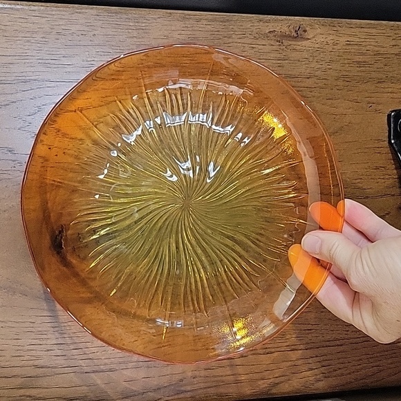 Vintage Amberina Starburst Plates set of 4 - Picture 3 of 6